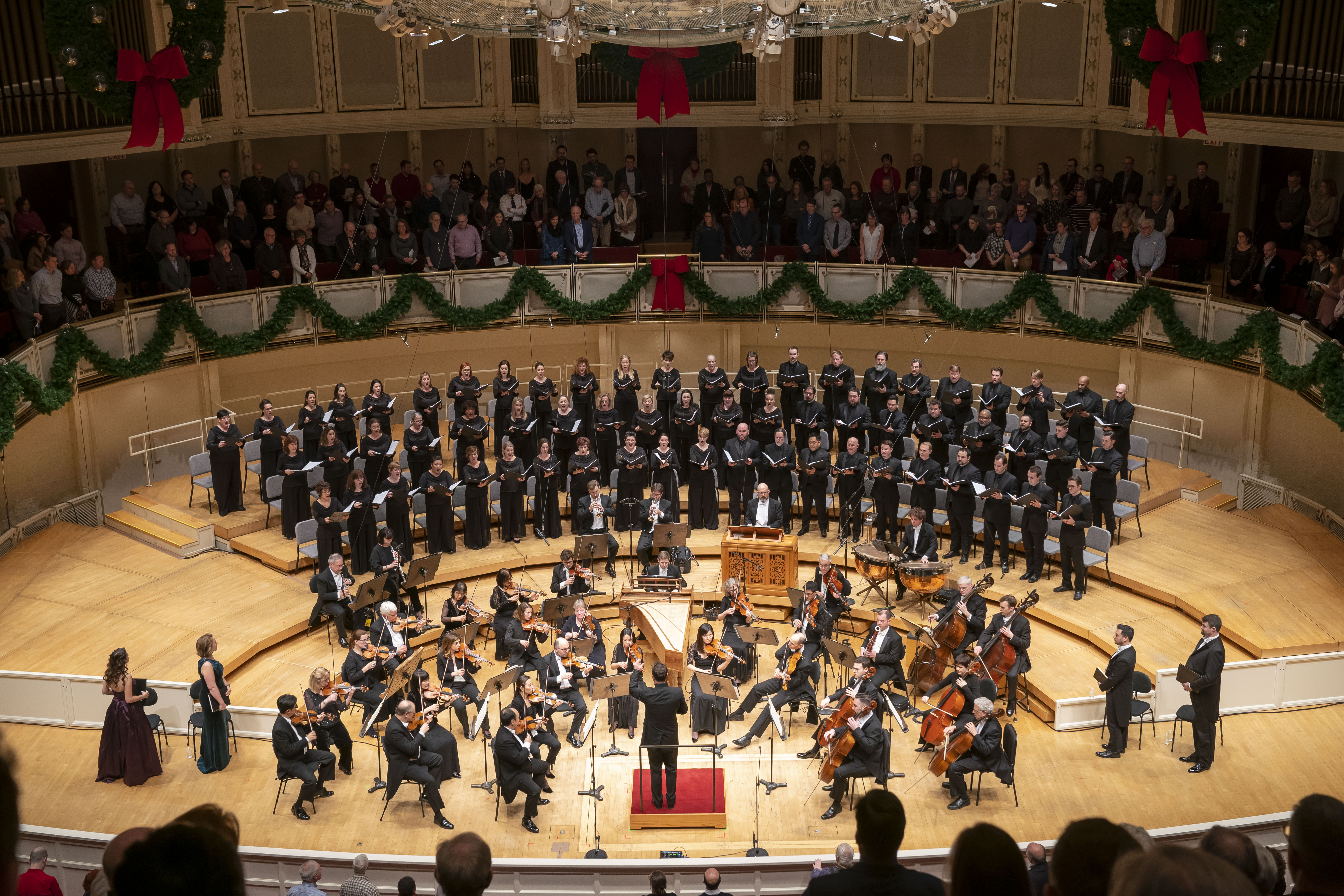 Halls Conducts Messiah Review The Chicago Symphony Orchestra And Chorus With Soloists Make